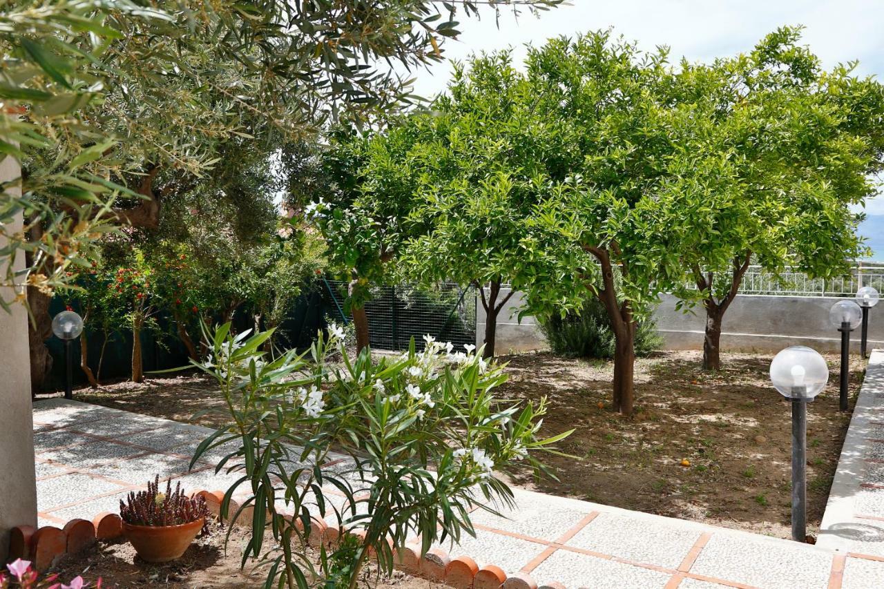 Casa Verdemare チェファル エクステリア 写真